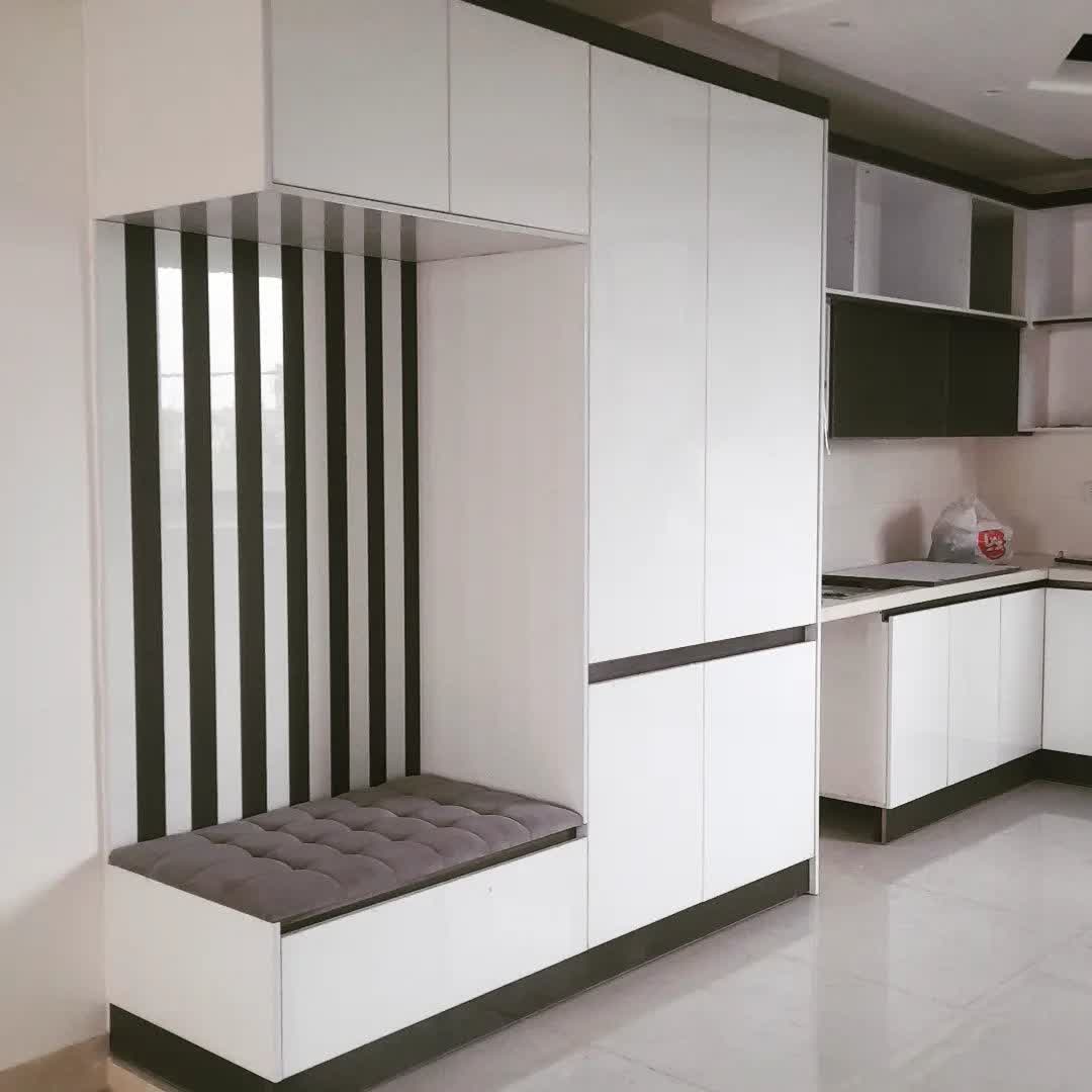 اجرای شاه نشین در پذیرایی