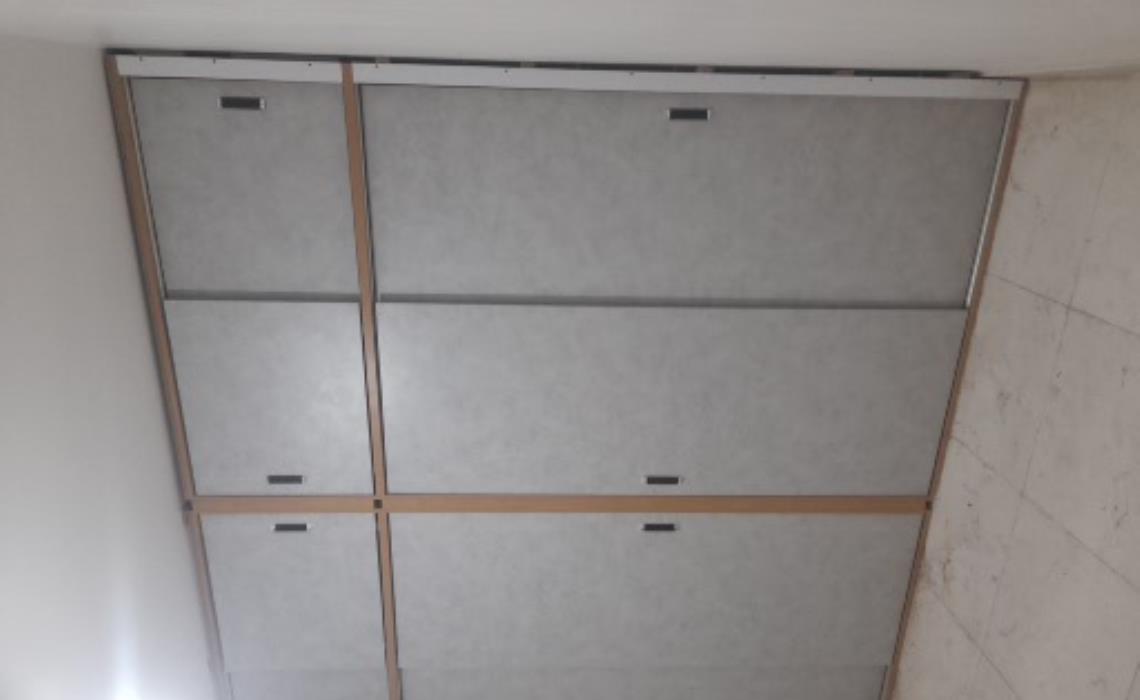اجرای کمد دیواری درب ریلی با رگال لباس و دراور